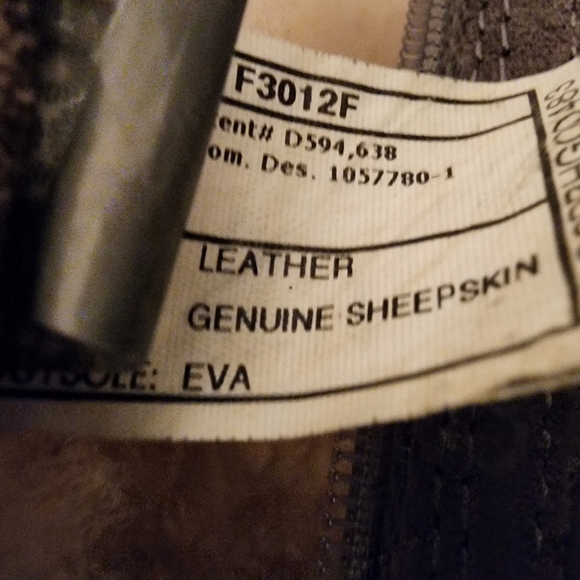 UGG BOOTS UGGIES new - Picture 10 of 10